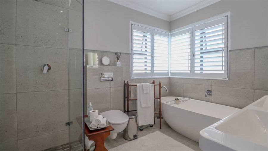 3 Bedroom Property for Sale in Stilbaai Oos Western Cape